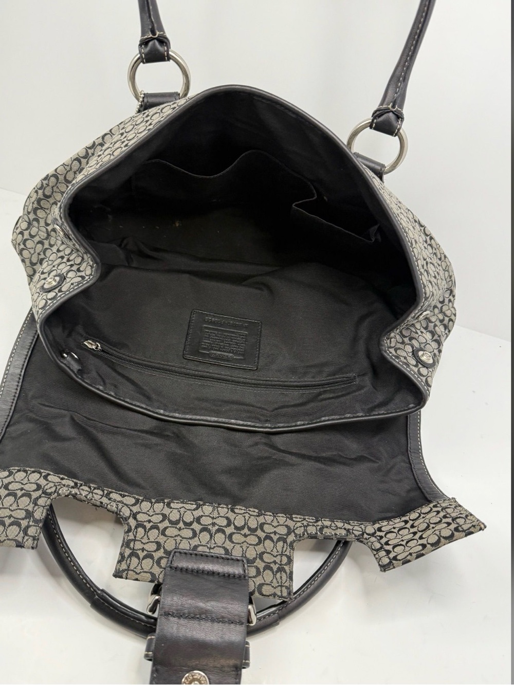 Coach SOHO Signature C Satchel / Shoulder Bag - Picture 4 of 7